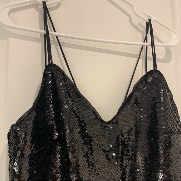 H&M V-Neck Sequined Strap Tank Top - Picture 3 of 5